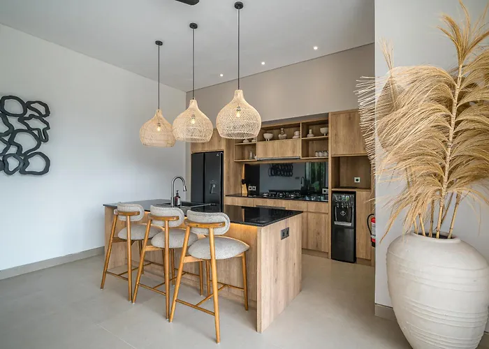 Casa vacanze Luxury 6br In W Pool & Rice Field